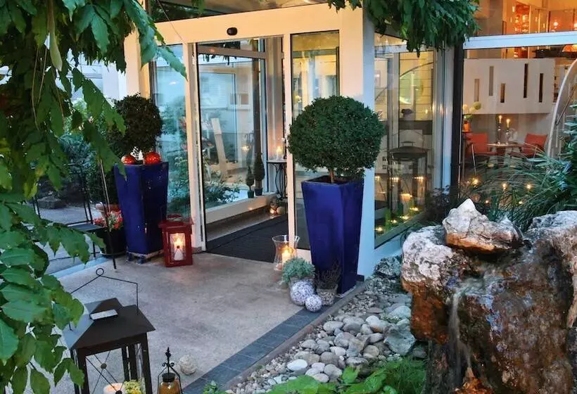 Fotos del hotel Azenberg:  11