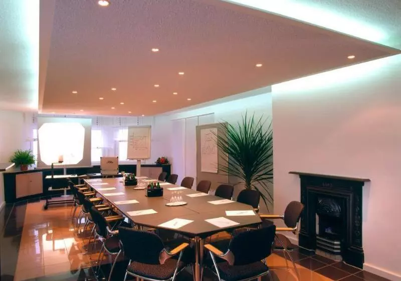 Fotos del hotel Azenberg:  10