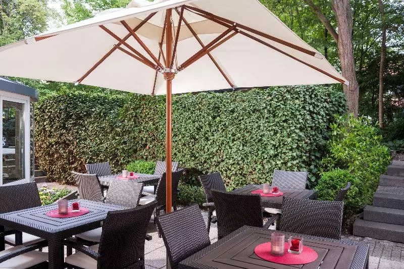 Fotos del hotel Nh Frankfurt Villa:  3