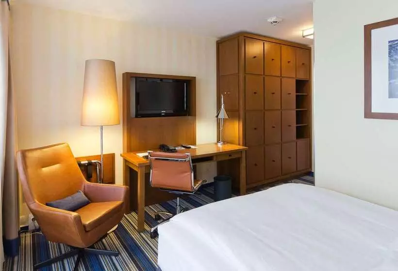 Art Ana Im Olympiapark