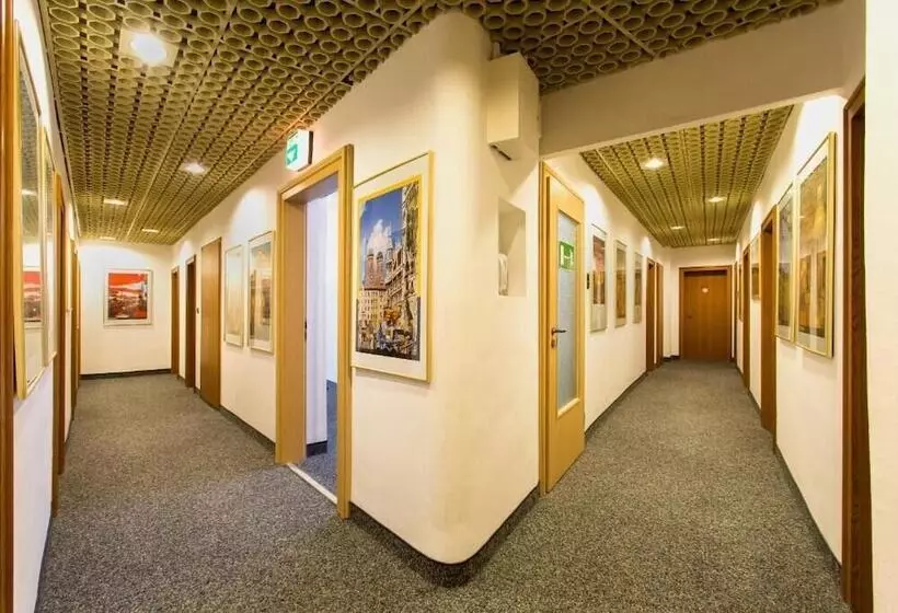 Fotos del hotel Brack:  4