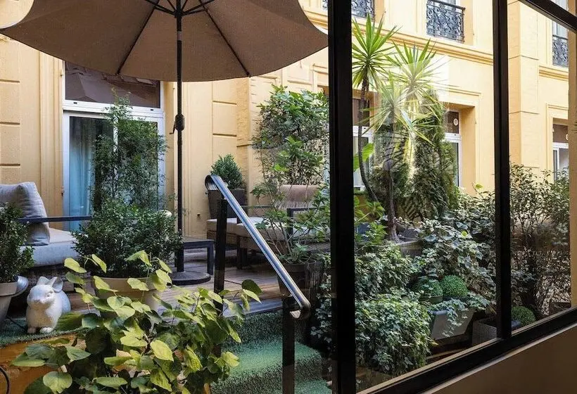 Fotos del hotel Hôtel Colette Cannes Centre:  6