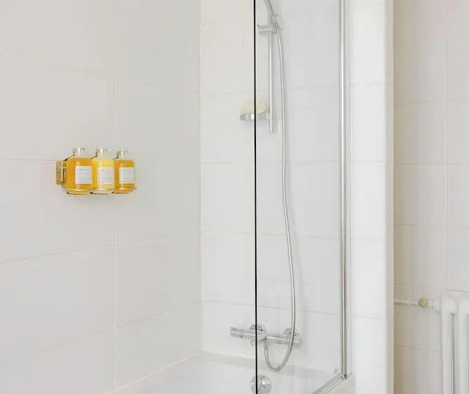 Fotos del hotel Hôtel Colette Cannes Centre:  24