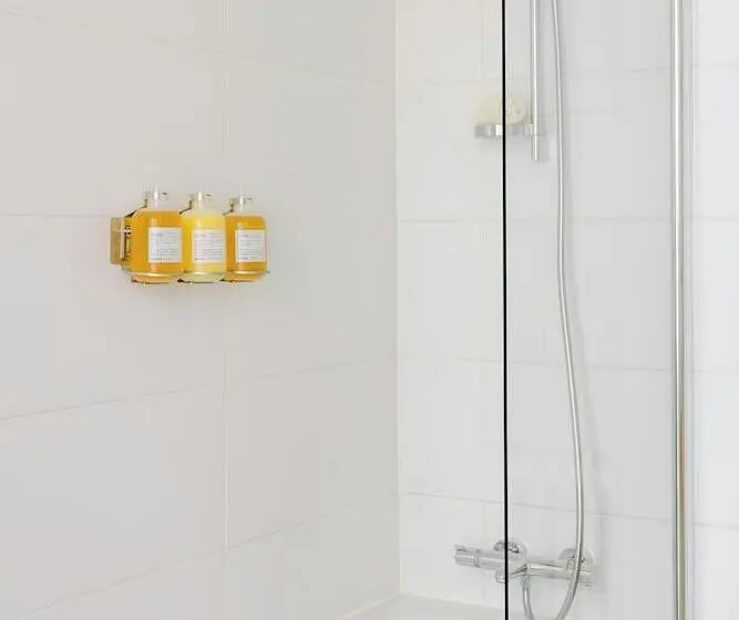 Fotos del hotel Hôtel Colette Cannes Centre:  22