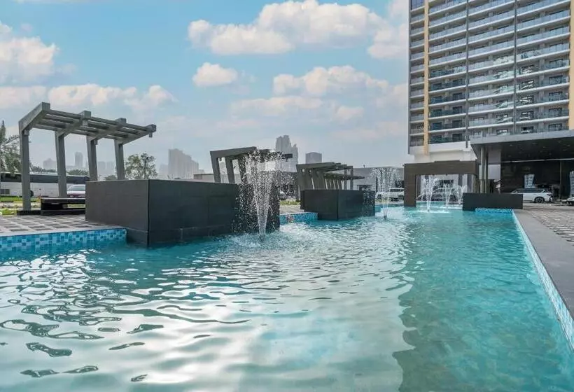 Fotos del hotel Holiday International Sharjah:  3