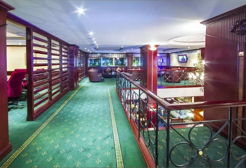 Fotos del hotel Riviera:  3