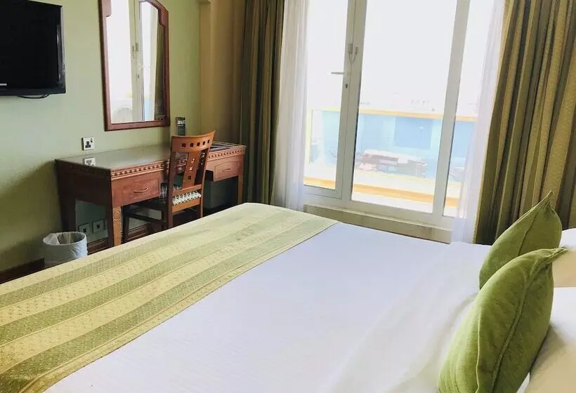 Fotos del hotel Riviera:  86