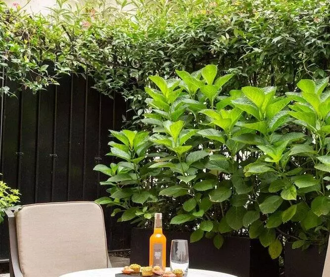 Fotos del hotel Le Burgundy Paris:  3