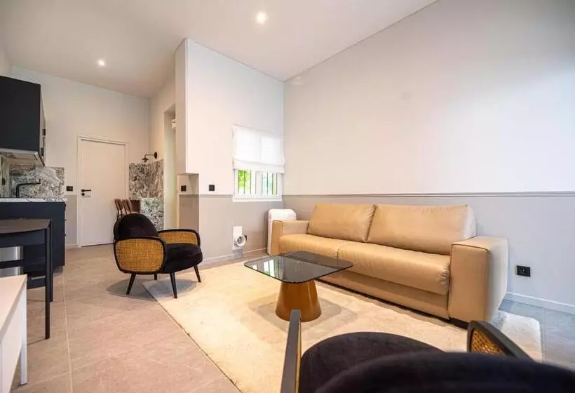 Fotos del hotel Du Chemin Vert Paris:  5