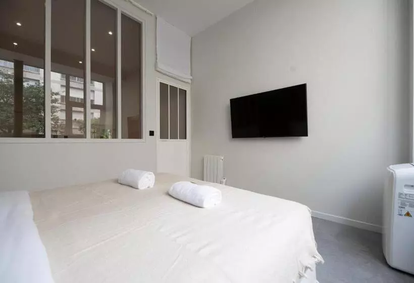 Fotos del hotel Du Chemin Vert Paris:  10