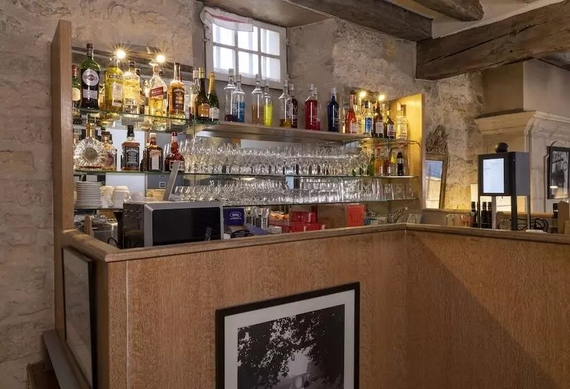 Fotos del hotel Hôtel Du Jeu De Paume:  2