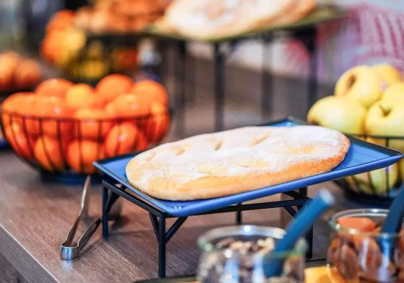 Fotos del hotel Ibis Styles Perpignan Centre Gare:  15