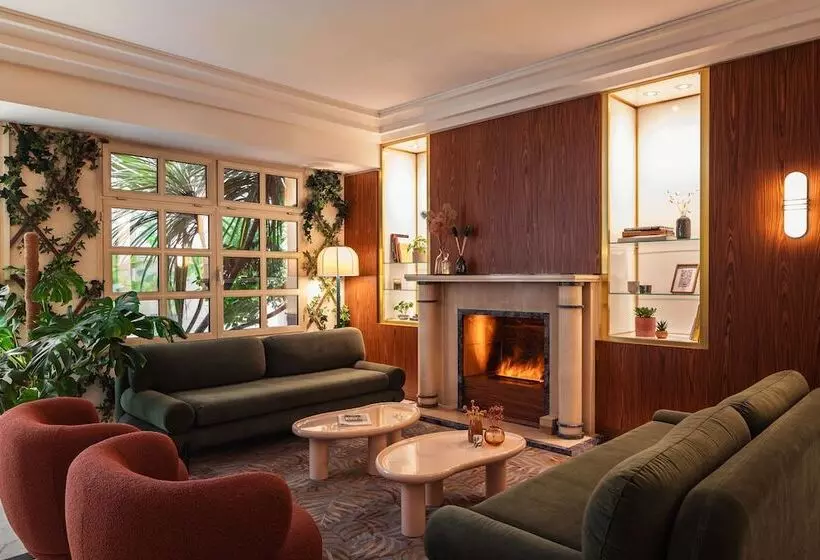 Royal Garden Champs Elysées