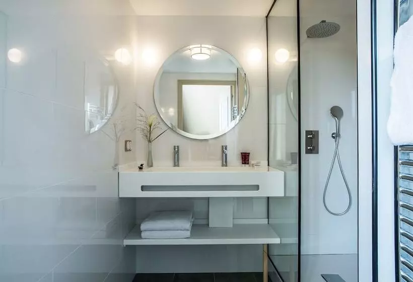 Fotos del hotel Royal Garden Champs Elysées:  11