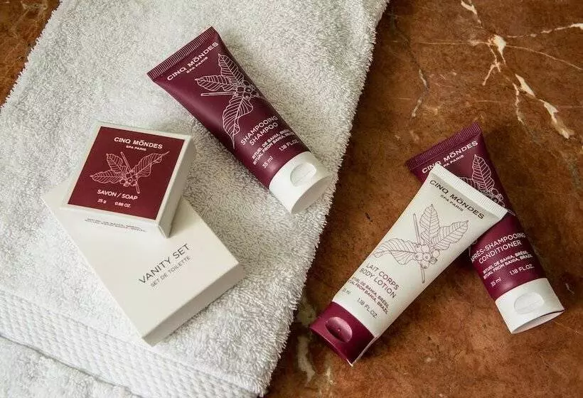 Fotos del hotel Royal Garden Champs Elysées:  6