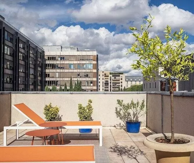 Fotos del hotel Royal Garden Champs Elysées:  4