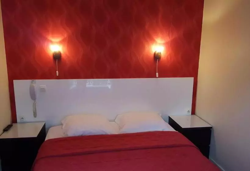 Fotos del hotel Hôtel Média:  24