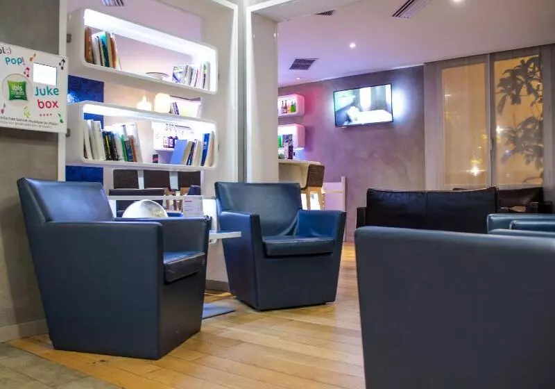 Ibis Styles Paris Tolbiac Bibliotheque