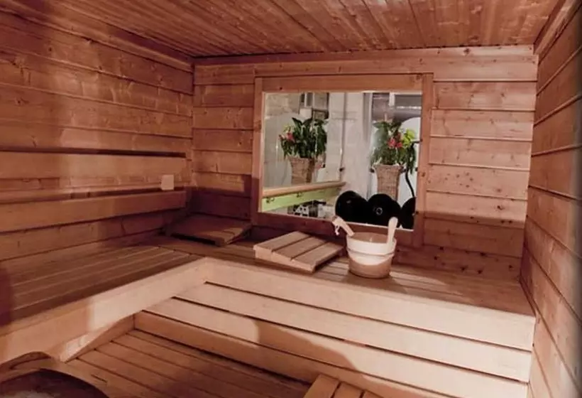 Fotos del hotel Hôtel Jacques De Molay:  4