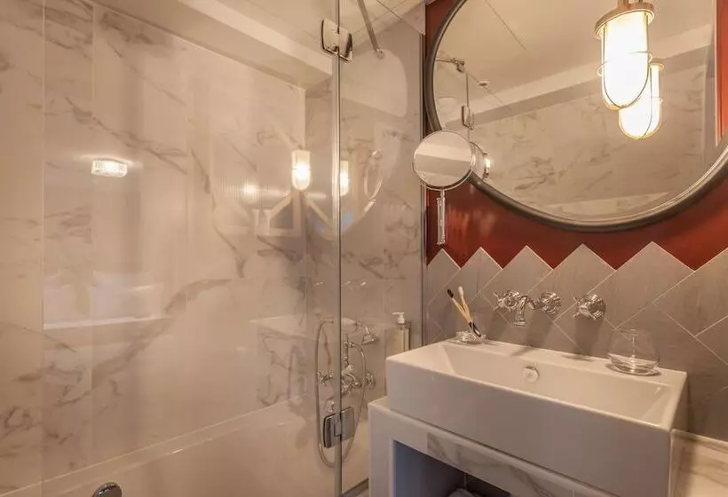 Fotos del hotel Handsome Hotel By Elegancia:  7