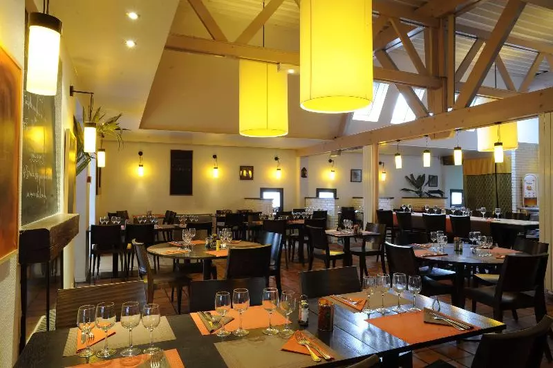 Fotos del hotel Kyriad Reims Est  Parc Expositions:  3