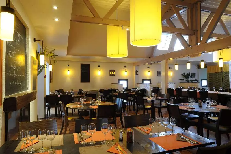 Fotos del hotel Kyriad Reims Est  Parc Expositions:  11