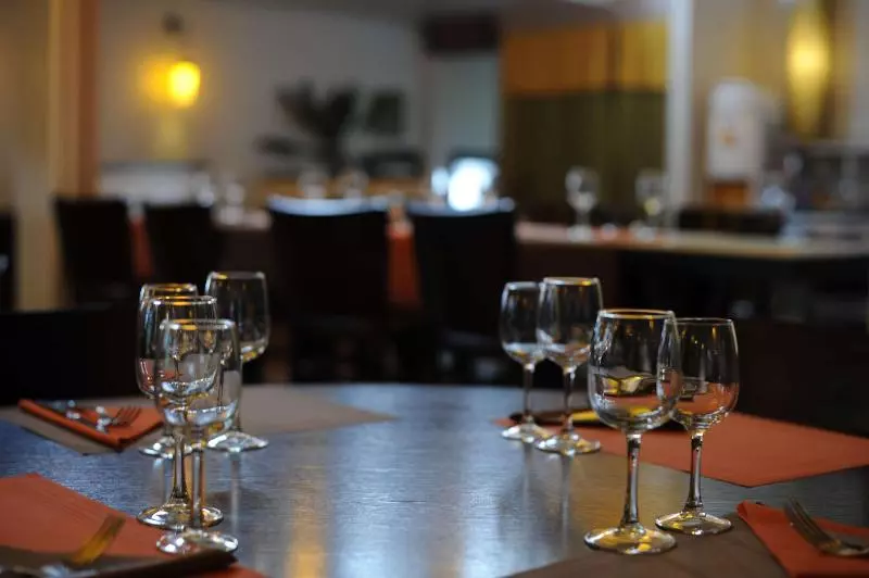 Fotos del hotel Kyriad Reims Est  Parc Expositions:  24