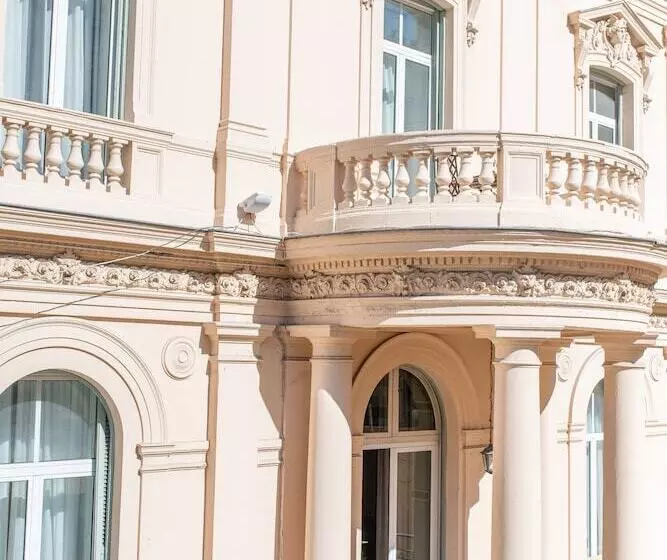 Fotos del hotel Hôtel Vendôme:  9