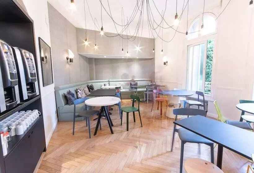 Fotos del hotel Hôtel Vendôme:  12