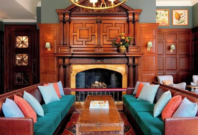 University Arms, Autograph Collection