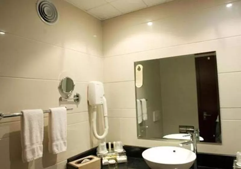 Fotos del hotel Golden Tulip Kumasi City:  7
