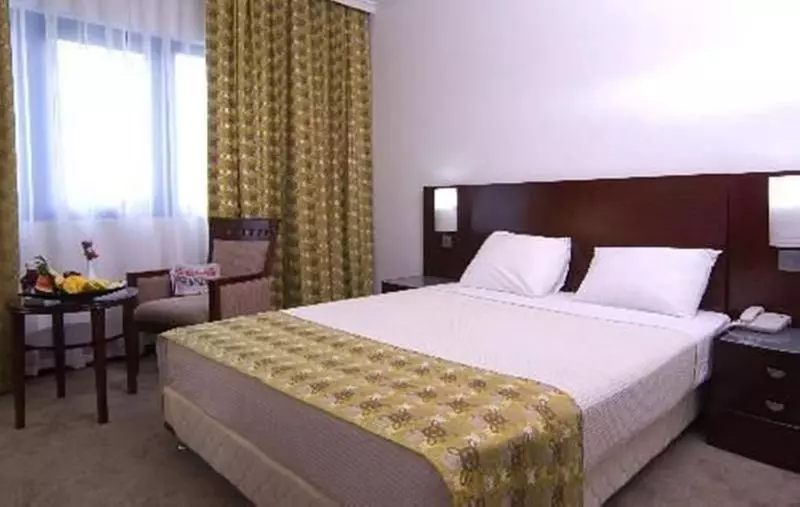 Fotos del hotel Golden Tulip Kumasi City:  11