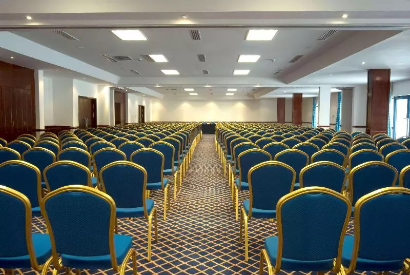 Fotos del hotel Golden Tulip Kumasi City:  23