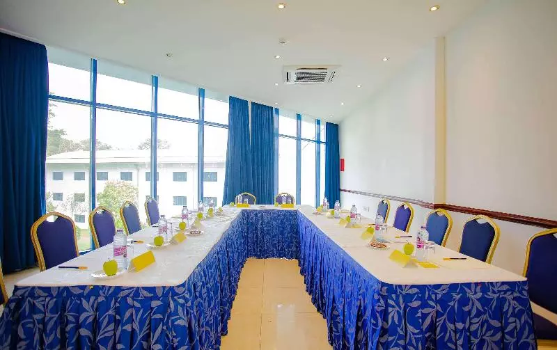 Fotos del hotel Golden Tulip Kumasi City:  5