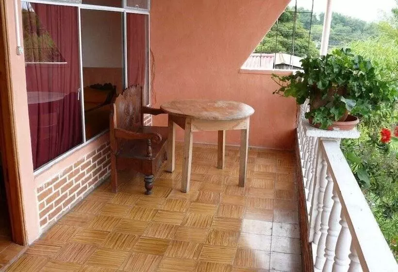 Fotos del hotel Playa Linda:  6