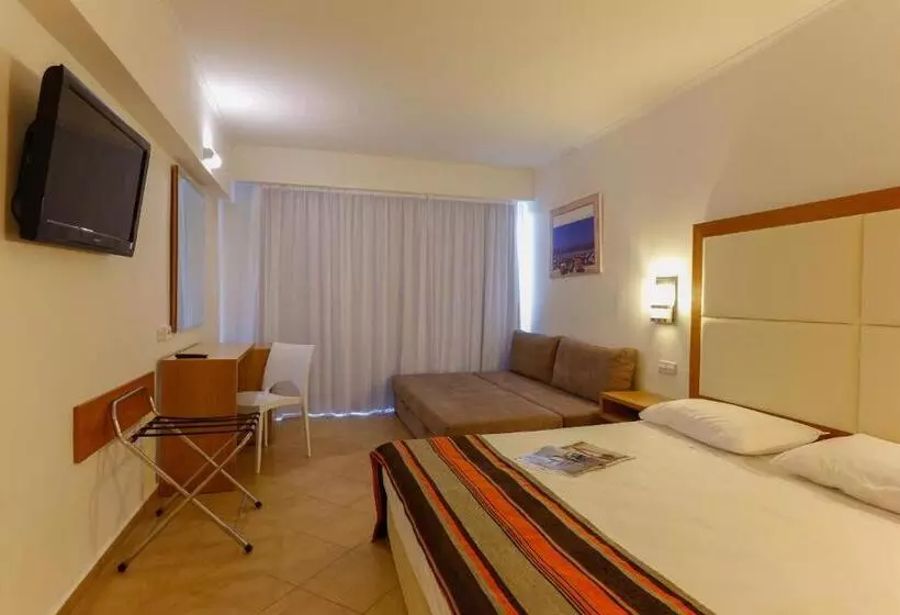 Maris Sol Sun Palace Hotel