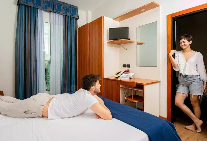 Fotos del hotel New Bristol Sport:  5