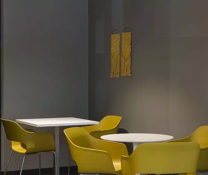 Fotos del hotel B&b Hotel Milano Central Station:  2