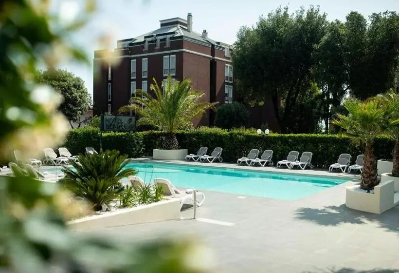 Fotos del hotel Benaco:  11