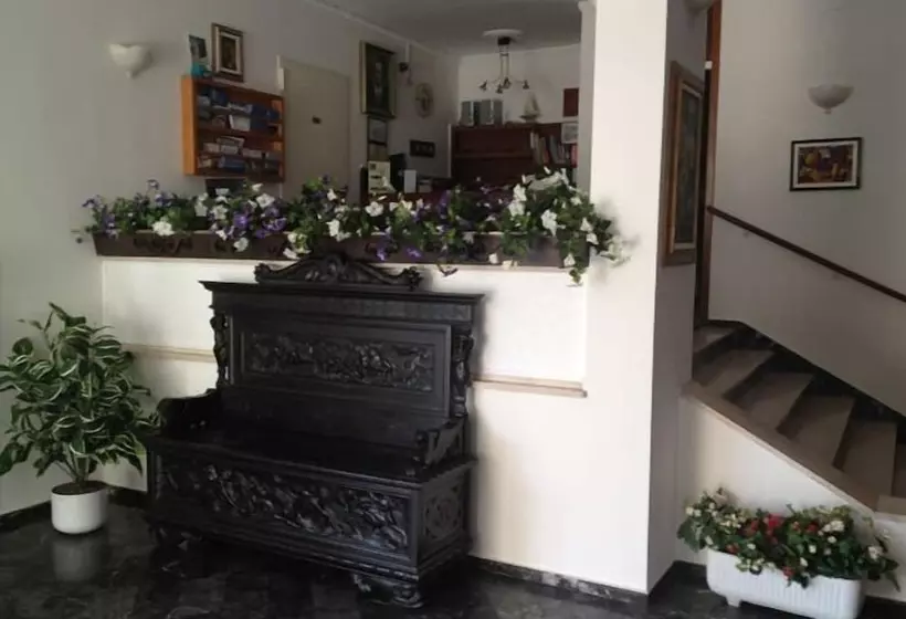 Fotos del hotel Helvetia:  2