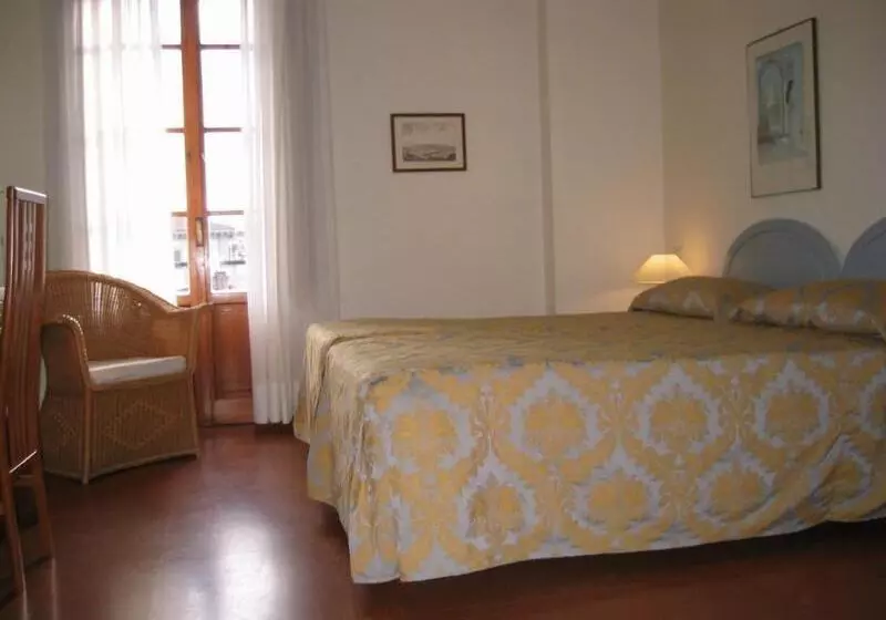 Fotos del hotel Residence Palazzo Ricasoli:  2