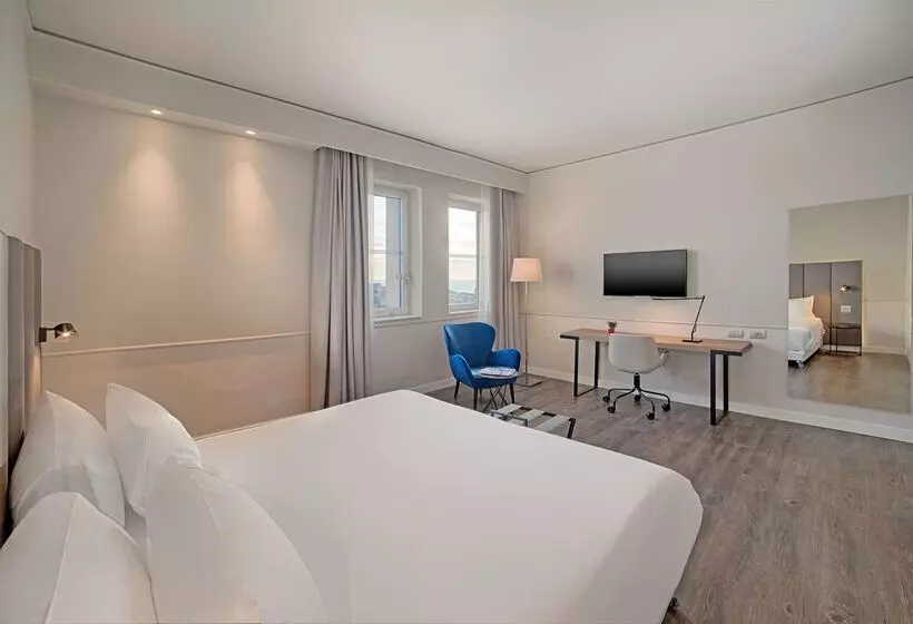Fotos del hotel Nh Napoli Panorama:  8