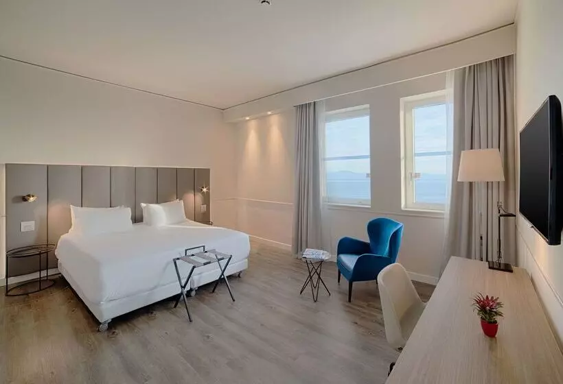 Fotos del hotel Nh Napoli Panorama:  9