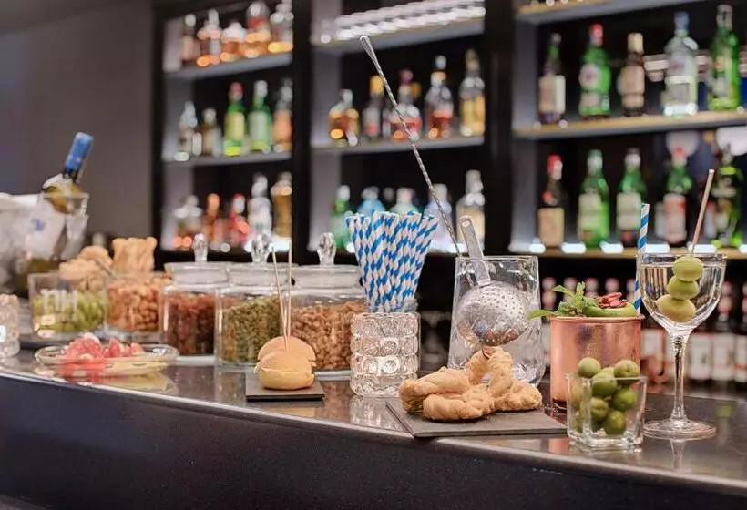 Fotos del hotel Nh Napoli Panorama:  80