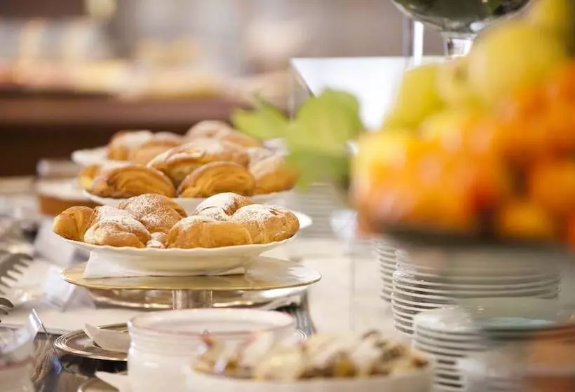 Fotos del hotel Montresor Hotel Palace:  17