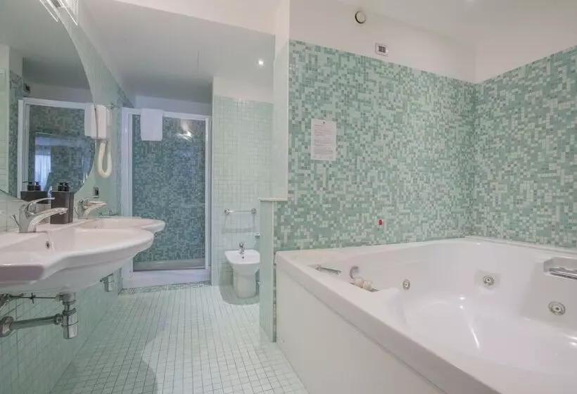 Fotos del hotel Montresor Hotel Palace:  11