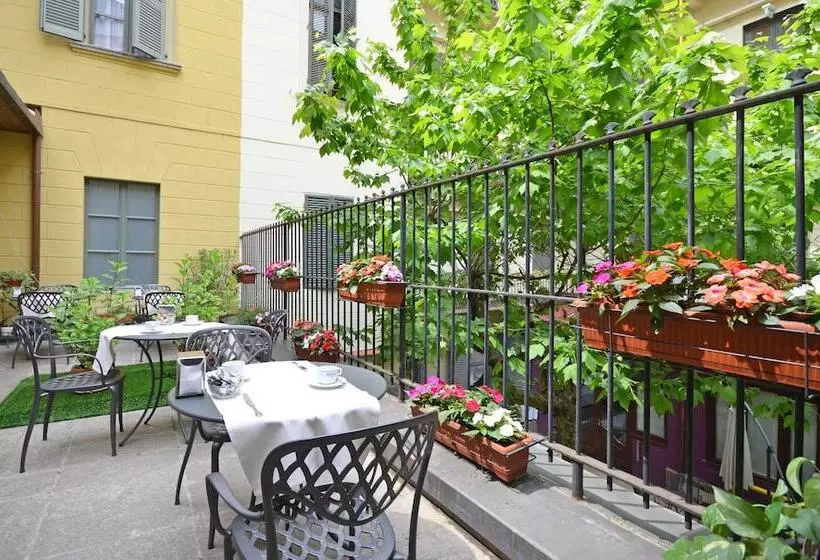 Fotos del hotel Roma E Rocca Cavour:  4