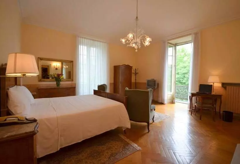 Fotos del hotel Roma E Rocca Cavour:  2