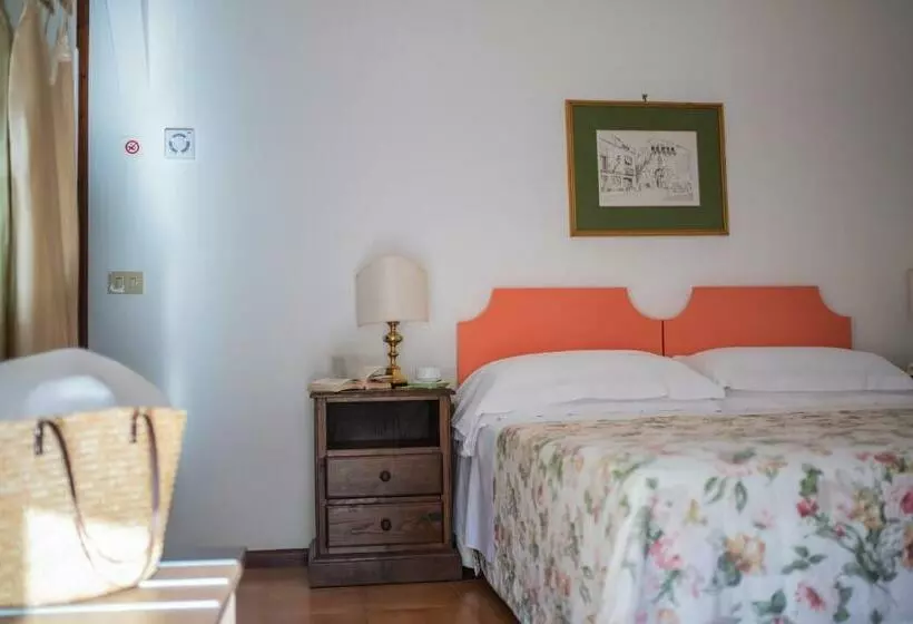 Fotos del hotel Villa Sirina:  19