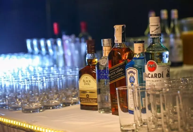 Fotos del hotel Fariyas Hotel Mumbai , Colaba:  5